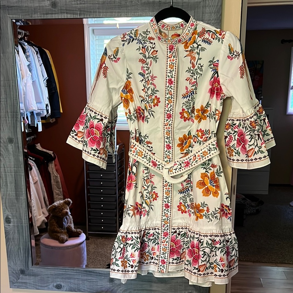 FARM Rio White Floral Embroidered delicate forest Belted Mini Dress xs - Picture 2 of 5
